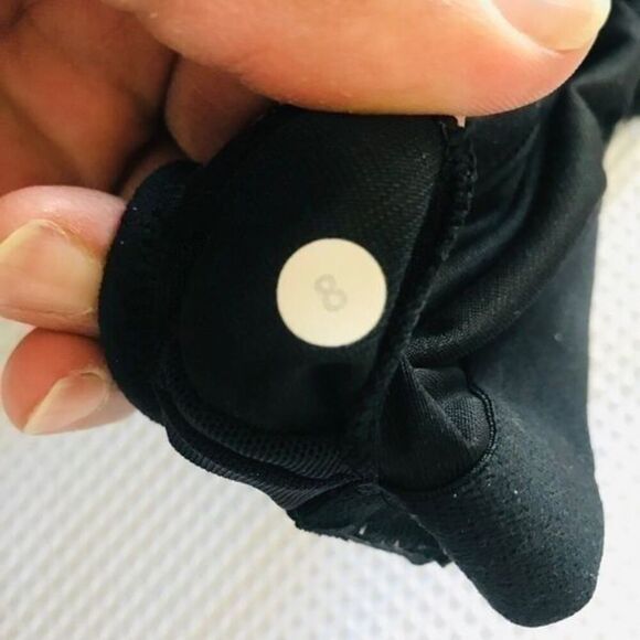 Lululemon Black Tank Top size 8….0658 - Picture 5 of 5